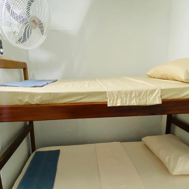 Casa Sisihuaca Hostal Santa Marta - Small Twin Room - 11