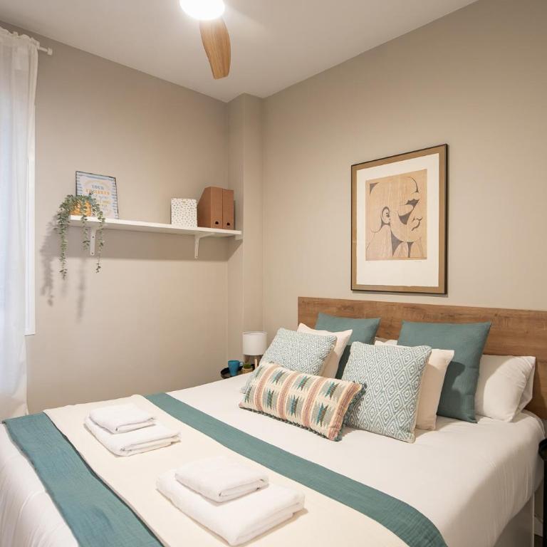 Eixample Barcelona Luxury for 8 - Apartment - 17