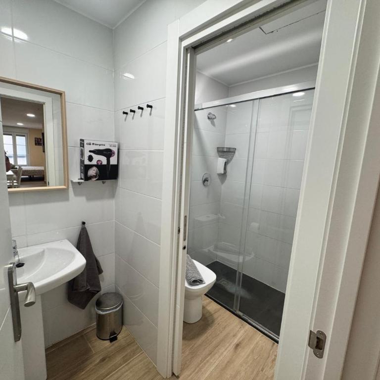 Apartamentos San Nicolás espaciosos para grupos junto a Laurel - Apartamento Loft de 1 dormitorio - 2