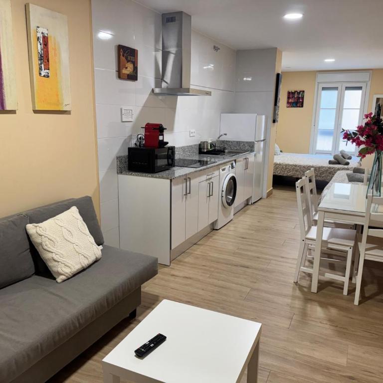 Apartamentos San Nicolás espaciosos para grupos junto a Laurel - Apartamento Loft de 1 dormitorio - 3