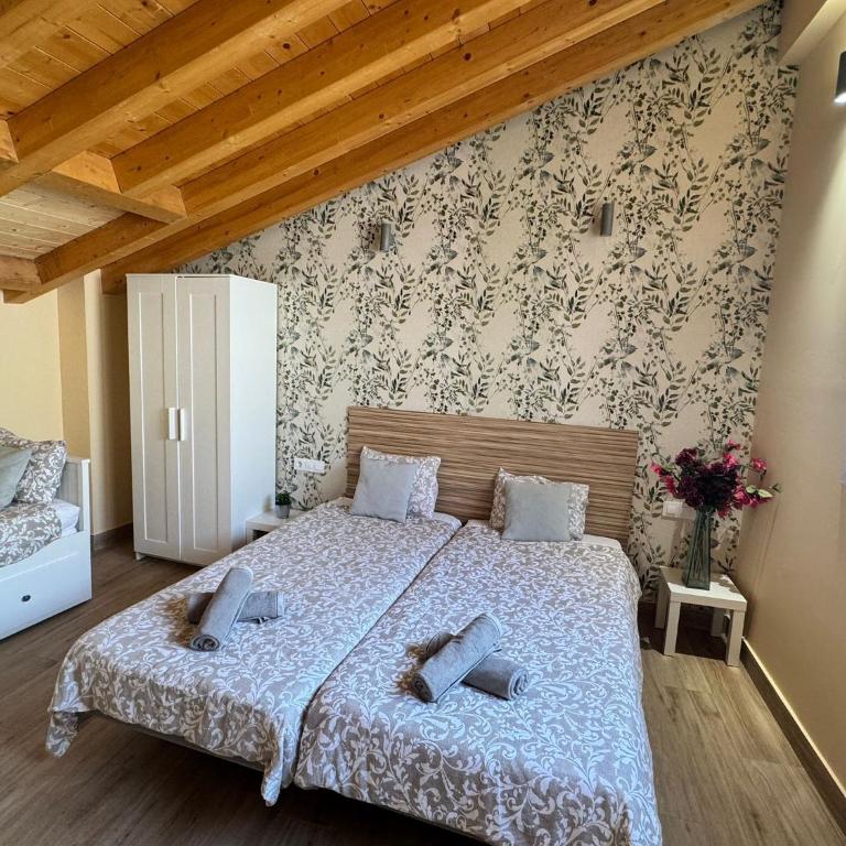 Apartamentos San Nicolás espaciosos para grupos junto a Laurel - Apartamento de 1 dormitorio - 5