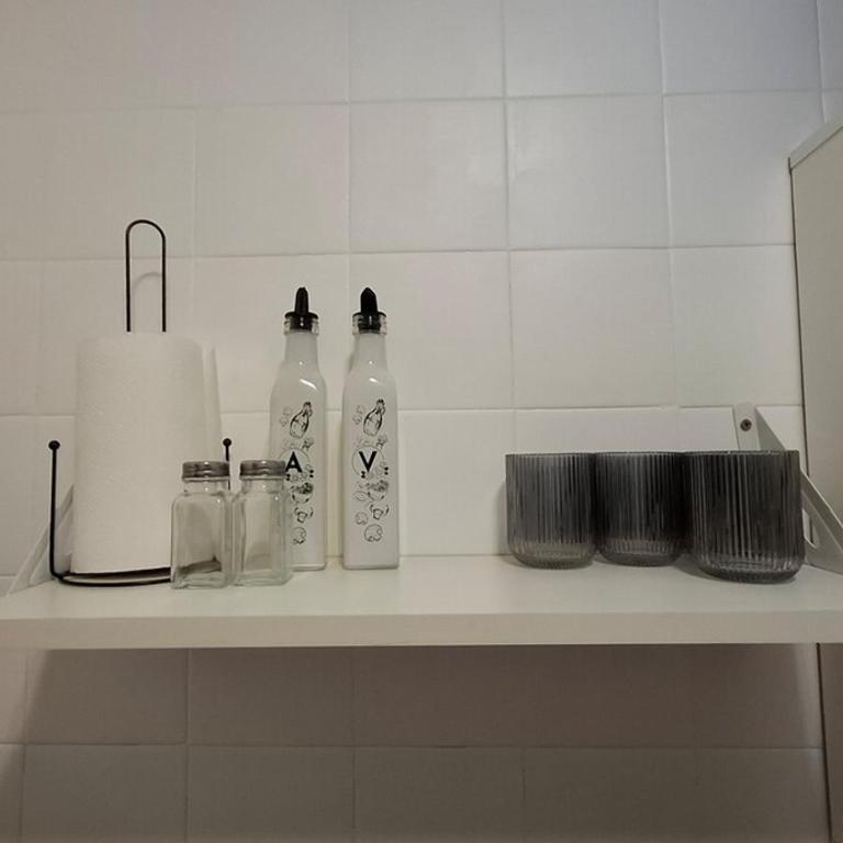 Monoambiente urbano, práctico y acogedor - Room #1584548401 - 25
