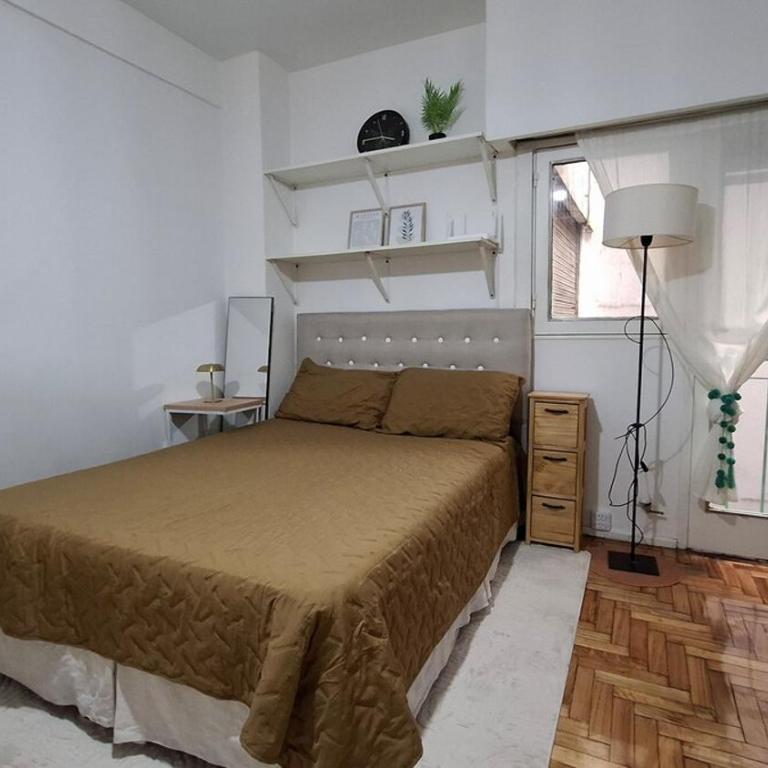 Monoambiente urbano, práctico y acogedor - Room #1584548401 - 33