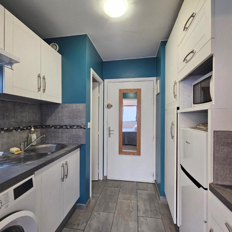 Studio 2 étoiles proche thermes avec parking - Appartamento con 1 Camera da Letto - 4