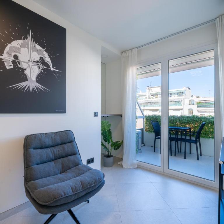 Terrasse et soleil - Élégant 2P proche de la mer - Appartement 1 Chambre - 3