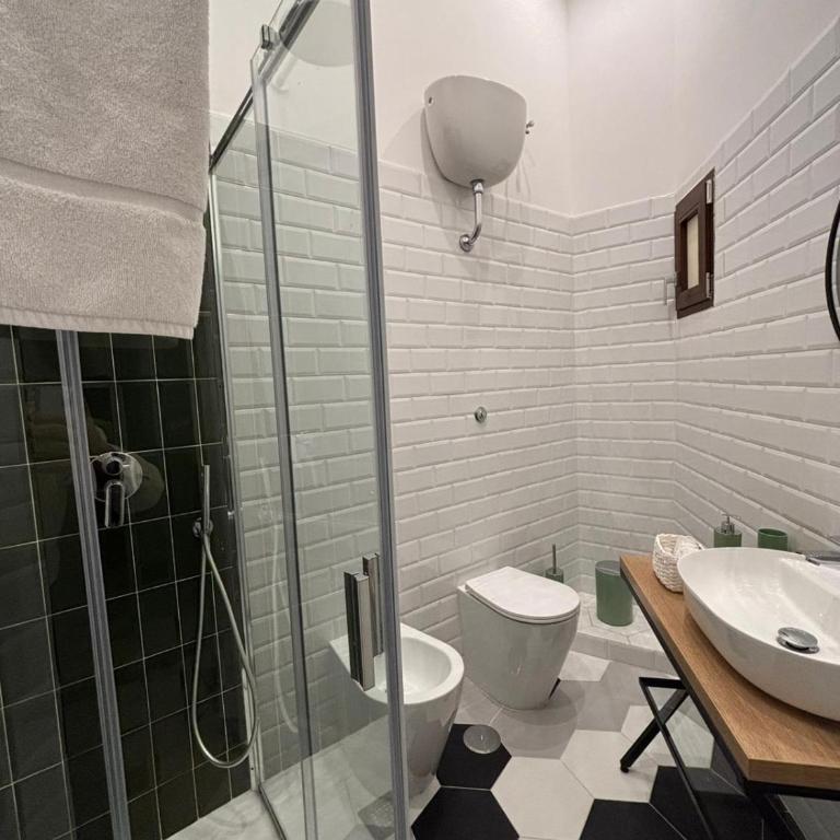 GSR Garibaldi Station Rooms - Camera Quadrupla con Bagno Privato - 4