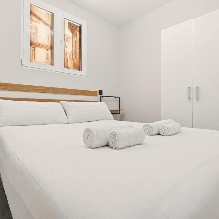 Madrid Central Apartment - Two-Bedroom Apartment - 11