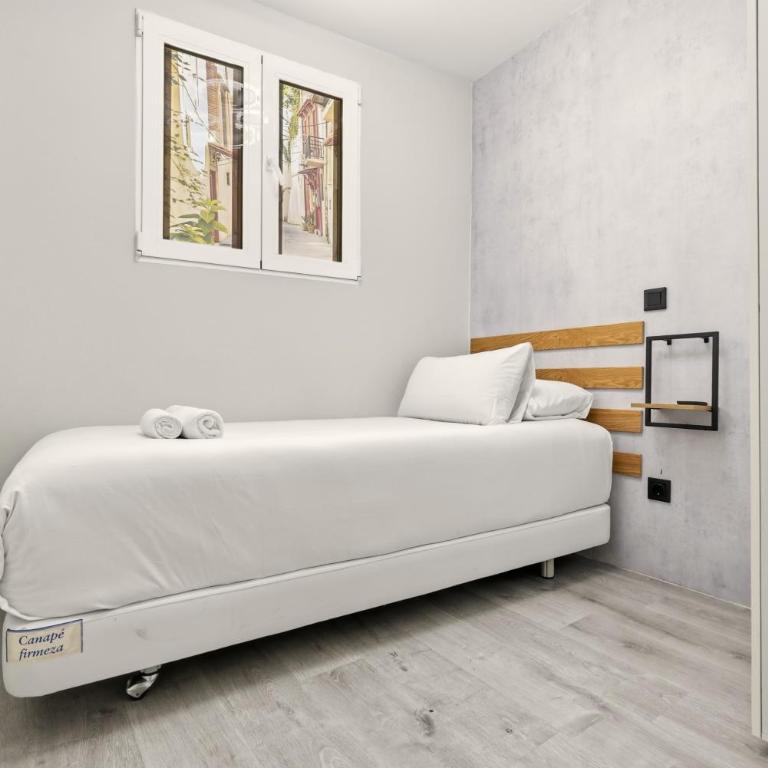 Madrid Central Apartment - Two-Bedroom Apartment - 12