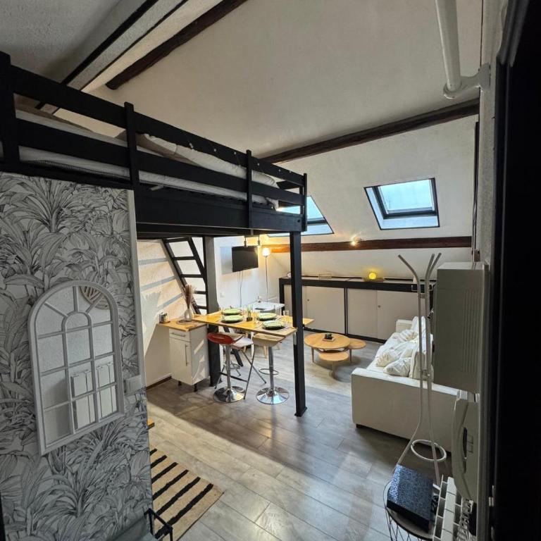 Les 4 Piliers - One-Bedroom Apartment - 22
