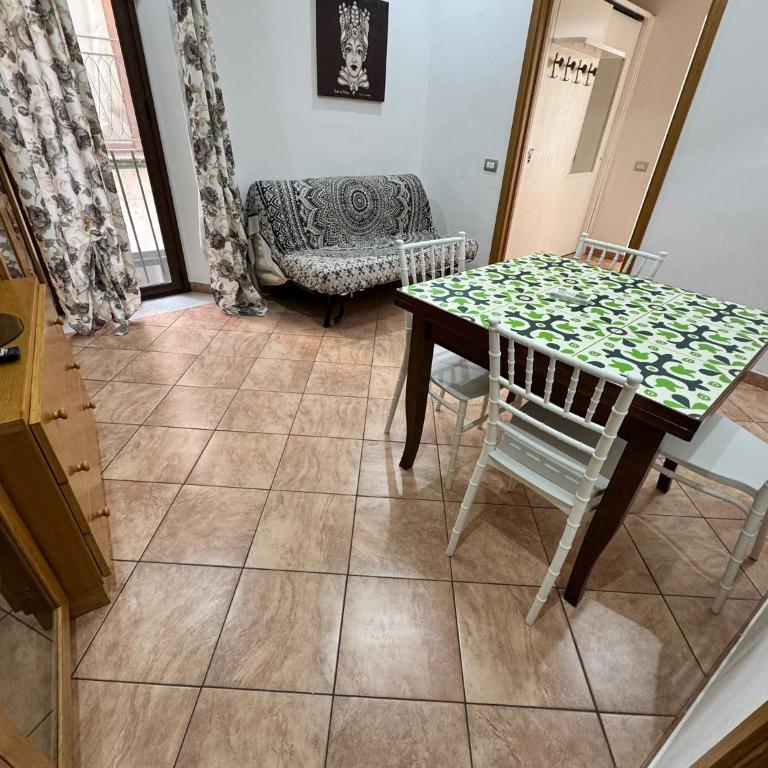 Casa Francesca - Appartamento con 2 Camere da Letto e Balcone - 27
