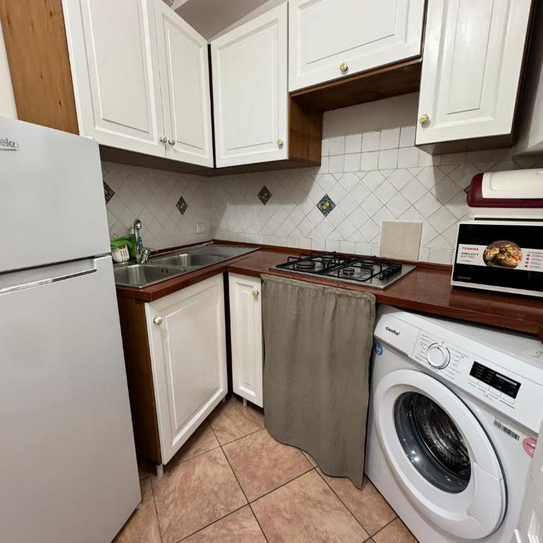 Casa Francesca - Appartamento con 2 Camere da Letto e Balcone - 38