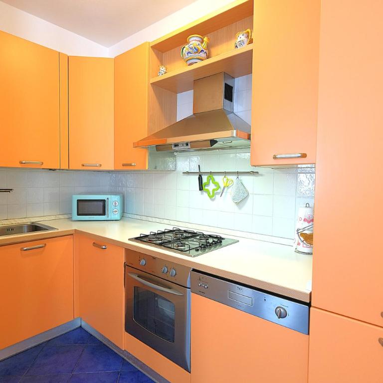3 CAMERE 6 POSTI LETTO 30m DAL MARE PIAZZA AURORA - Appartamento con 3 Camere da Letto - 5