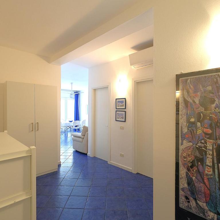 3 CAMERE 6 POSTI LETTO 30m DAL MARE PIAZZA AURORA - Appartamento con 3 Camere da Letto - 4