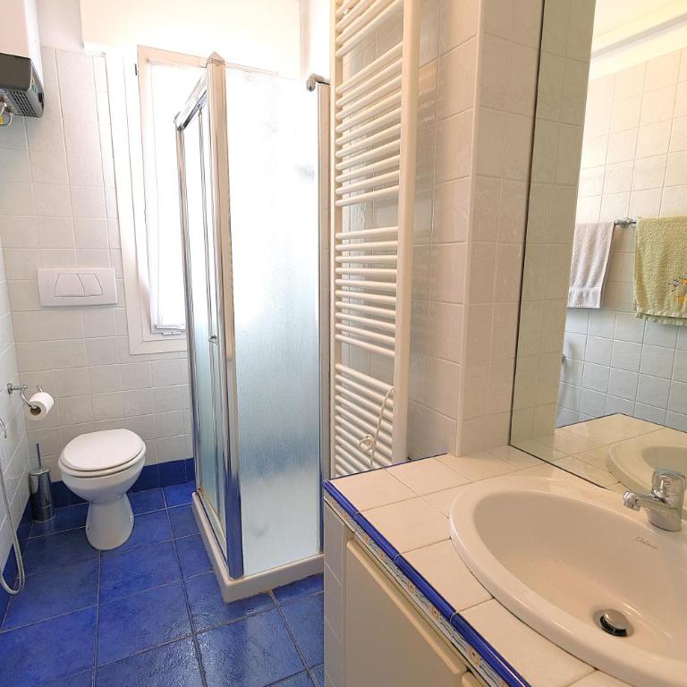 3 CAMERE 6 POSTI LETTO 30m DAL MARE PIAZZA AURORA - Appartamento con 3 Camere da Letto - 10
