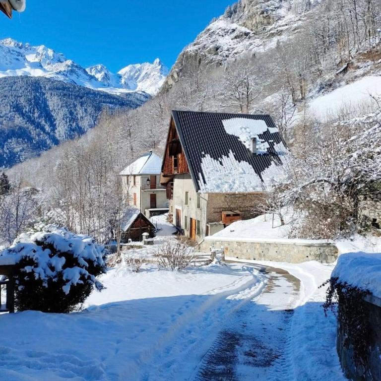 CHalet 12 personnes proche Alpe D'huez - Chalet 3 Chambres - 29