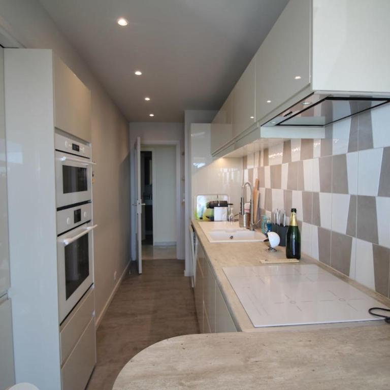 Superbe 3P central - vue mer - grande terrasse - Appartement 2 Chambres avec Terrasse et Vue sur la Mer - 15