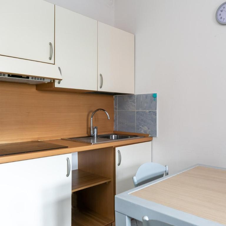 Condominio Vera - Appartamento con 2 Camere da Letto - 13