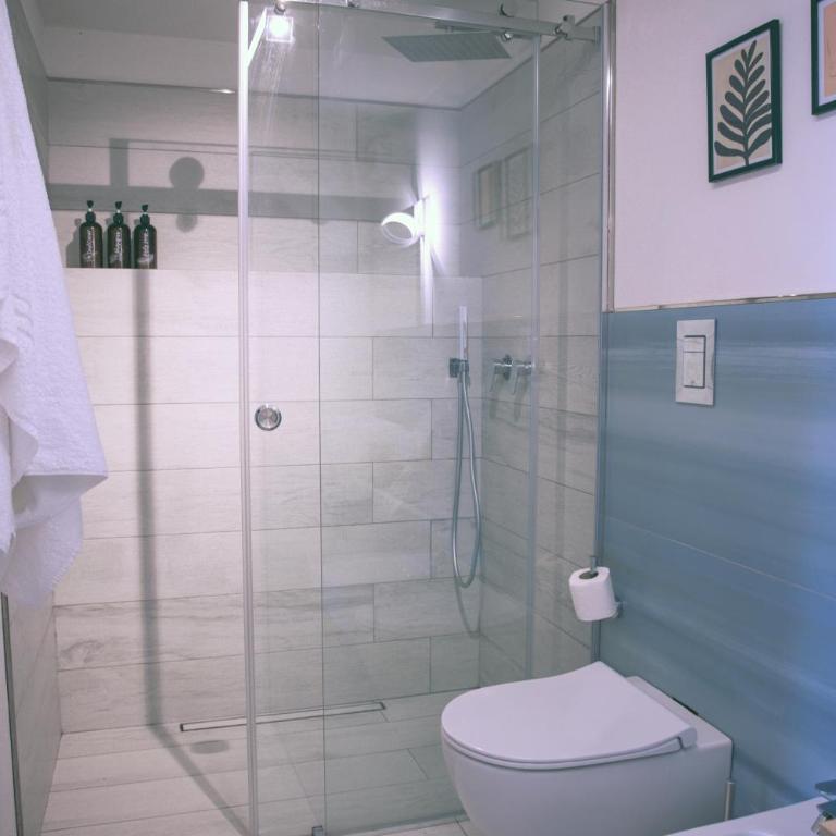 Marina Beach Apartments - Two-Bedroom Apartment - 15