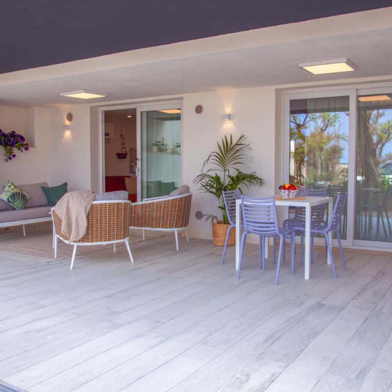 Marina Beach Apartments - Two-Bedroom Apartment - 16
