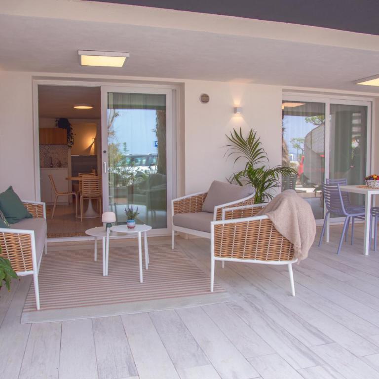 Marina Beach Apartments - Two-Bedroom Apartment - 18