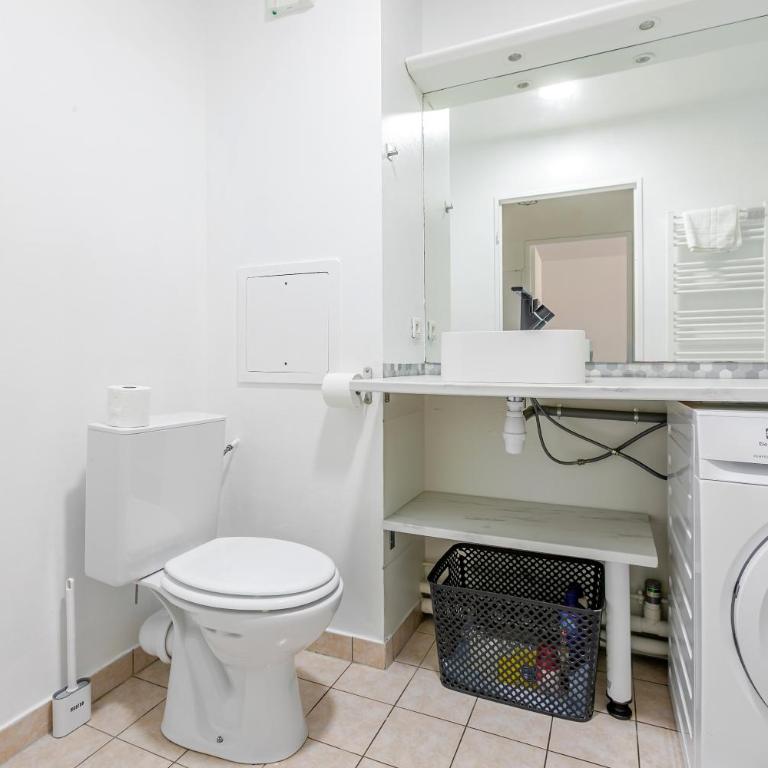 L'échappée Parisienne - One-Bedroom Apartment - 13