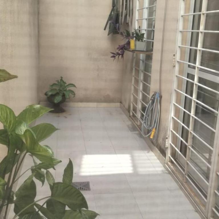 Duplex luminoso con patio - Room #1584649901 - 5
