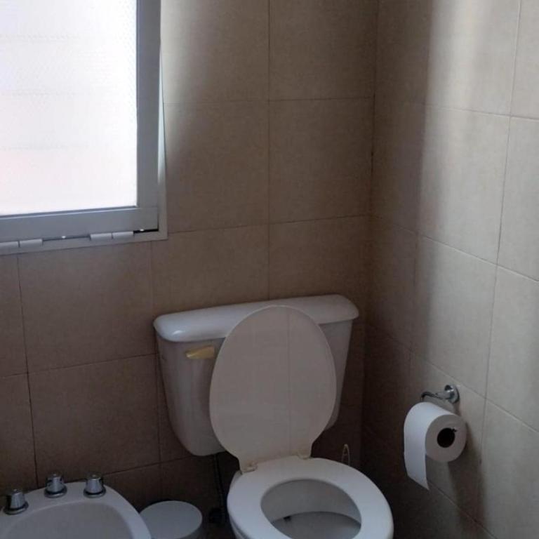 Duplex luminoso con patio - Room #1584649901 - 9