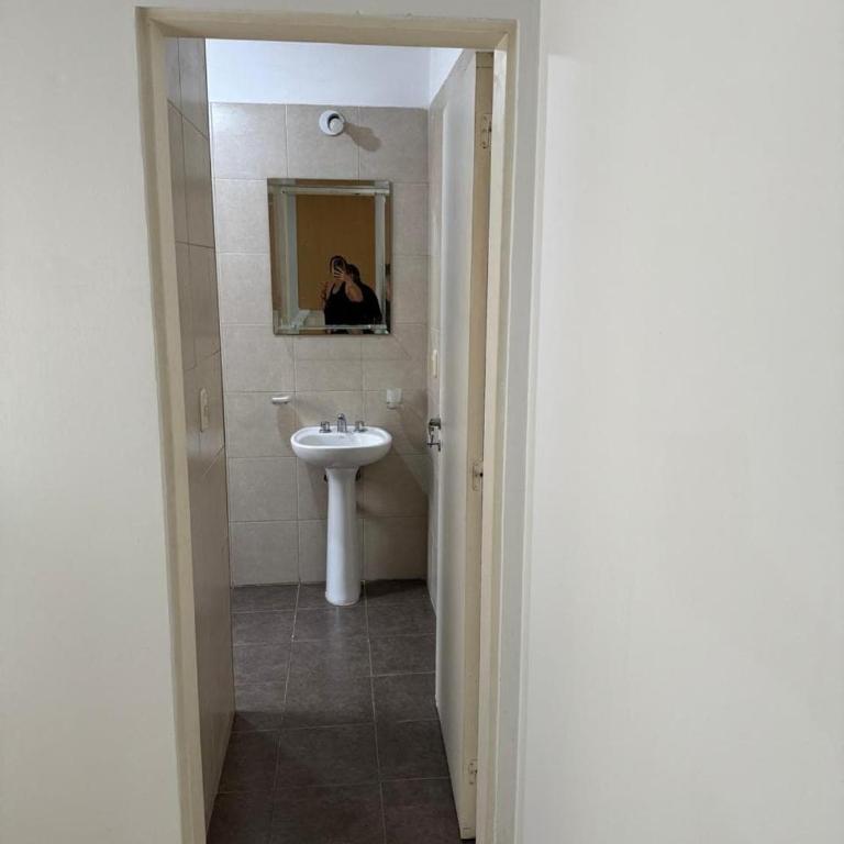 Duplex luminoso con patio - Room #1584649901 - 11