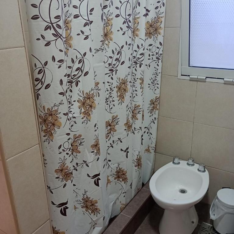 Duplex luminoso con patio - Room #1584649901 - 12