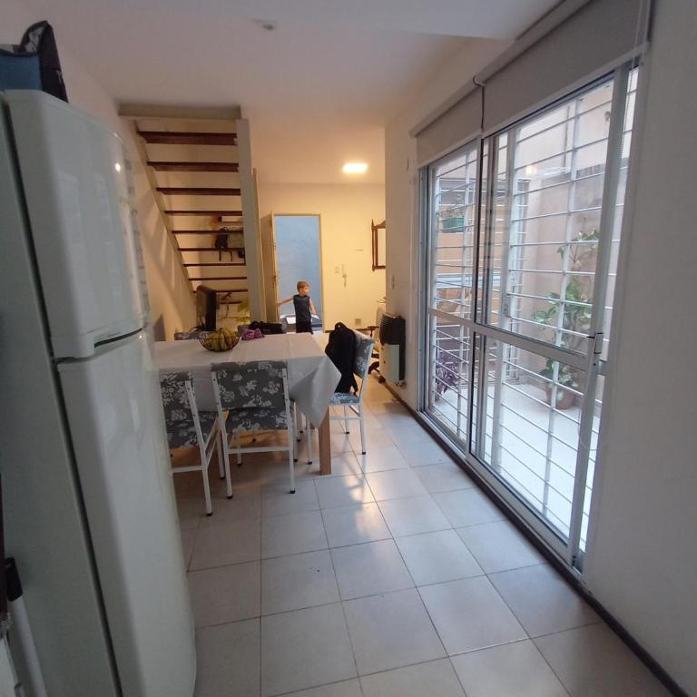 Duplex luminoso con patio - Room #1584649901 - 15