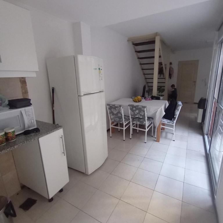 Duplex luminoso con patio - Room #1584649901 - 22