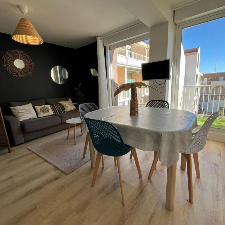 Bel appartement avec piscine et vue bateaux - Appartement 1 Chambre - 1