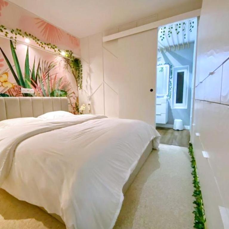 Villa Oasis - Appartements à thèmes - Appartement 1 Chambre avec Baignoire Spa - 2