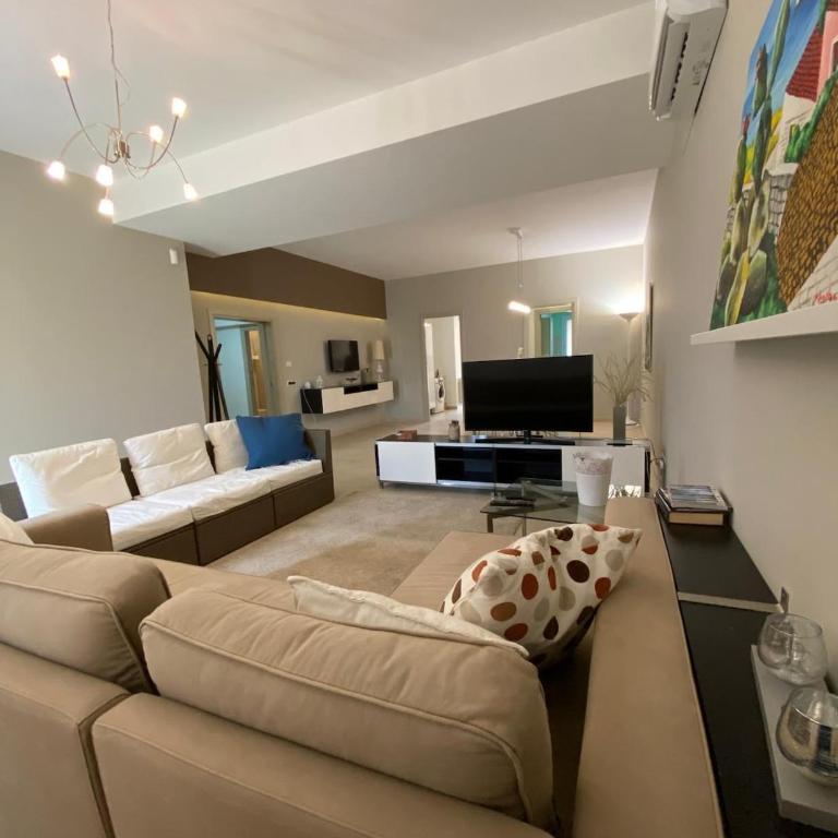 Nereide home 350 sqm with large garden - Villa con Vista Mare - 26