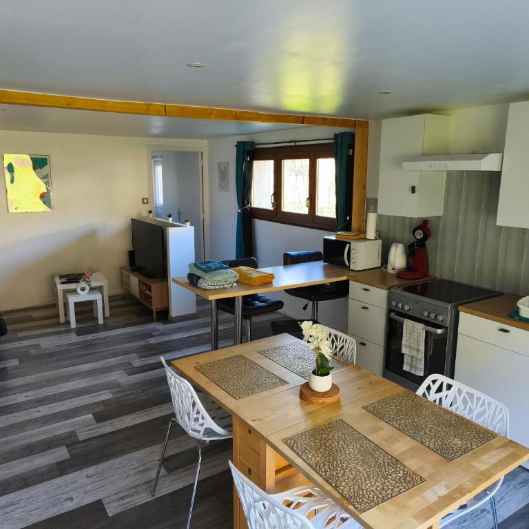 à la claire fontaine - Appartement 1 Chambre - 2