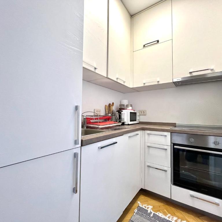 2bd New Dobrota Apt with Bay Views - Apartment with Balcony - 5