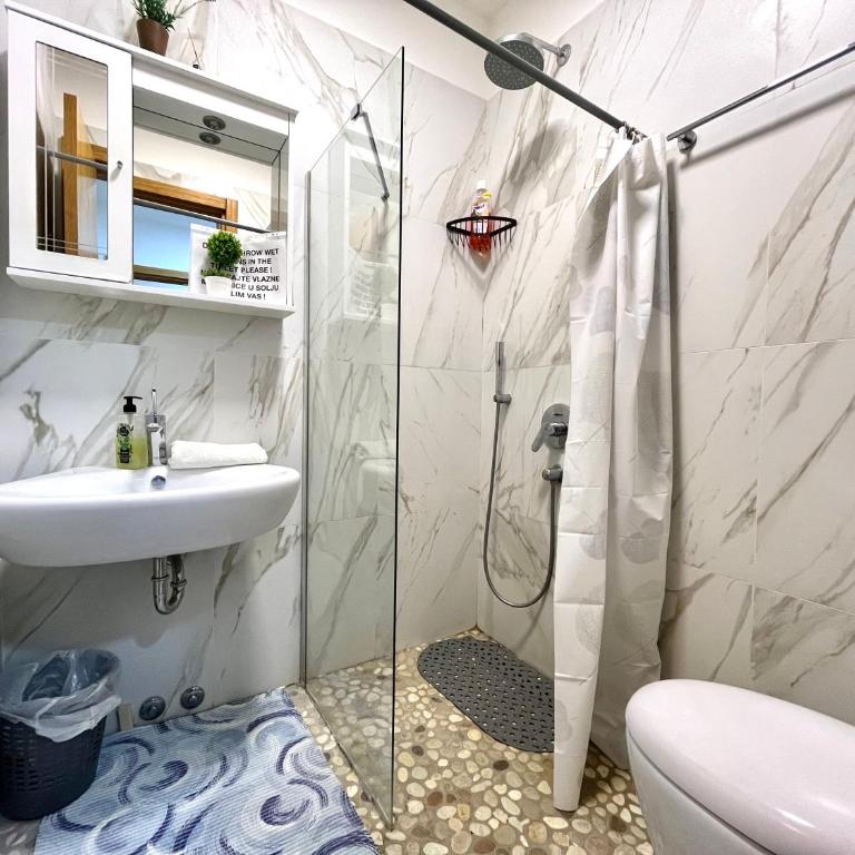 2bd New Dobrota Apt with Bay Views - Apartment with Balcony - 13