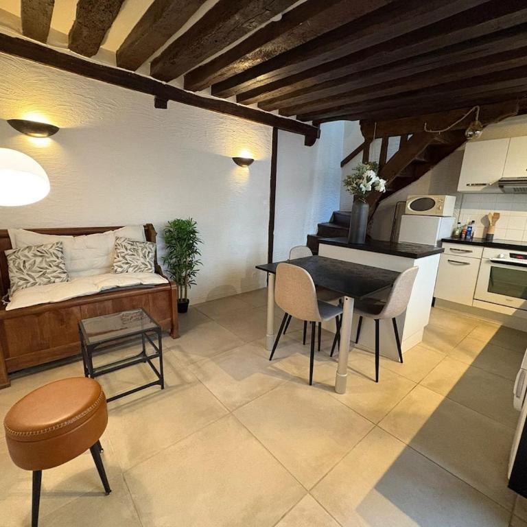 Le pensoirs - Charmante maisonnette hyper centre - One-Bedroom Apartment - 12