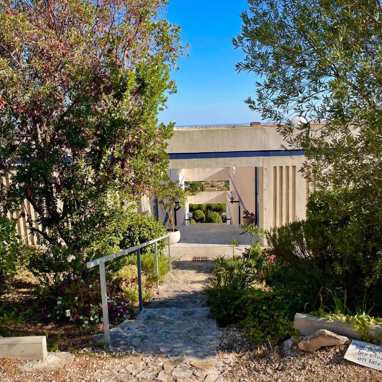 T2 vue mer exceptionnelle avec grande terrasse plein sud wifi piscine - Apartamento de 1 dormitorio con vistas al mar - 31