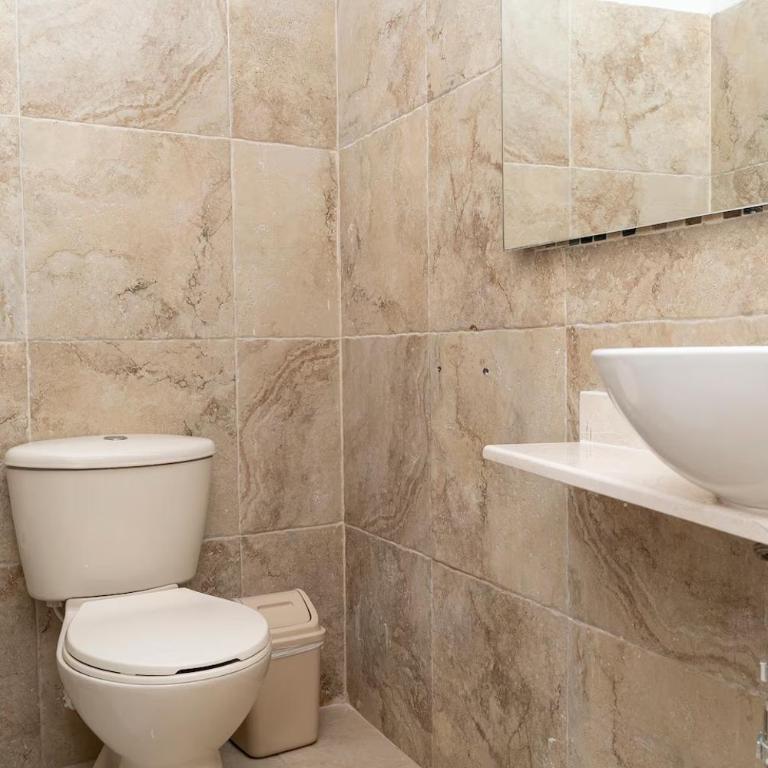 Casa Badillo 2 OLD CITY CRAZY LOCATION 4br jacuzzi wifi Ac hottub - Apartment - 26