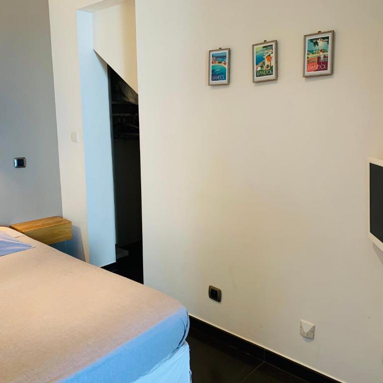 T2 vue mer exceptionnelle avec grande terrasse plein sud wifi piscine - Apartamento de 1 dormitorio con vistas al mar - 20