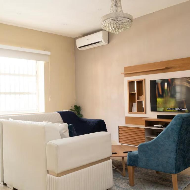 Casa Badillo 2 OLD CITY CRAZY LOCATION 4br jacuzzi wifi Ac hottub - Apartment - 5
