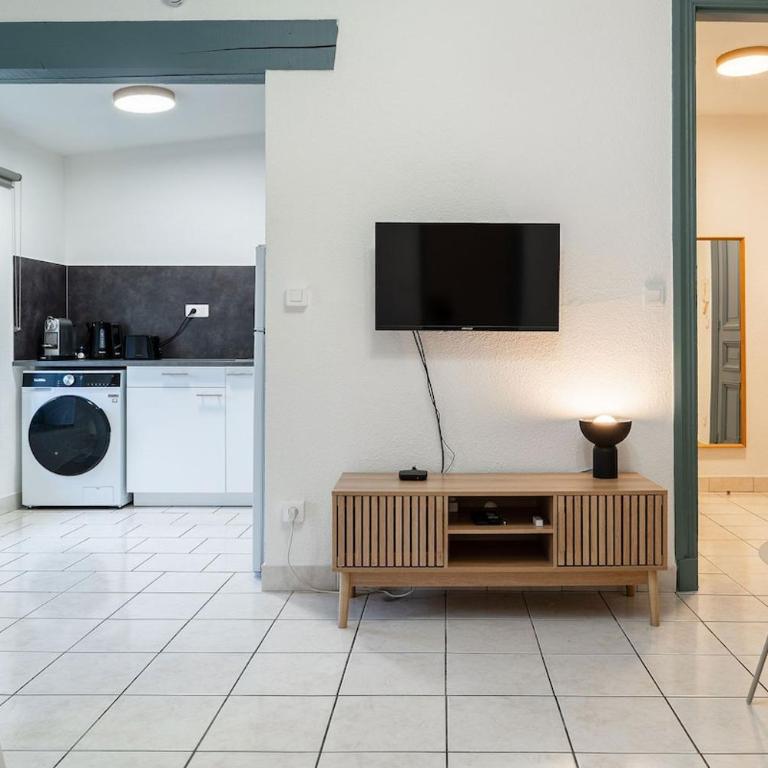 Le Calme des Jacobins Centre de Narbonne - Two-Bedroom Apartment - 1