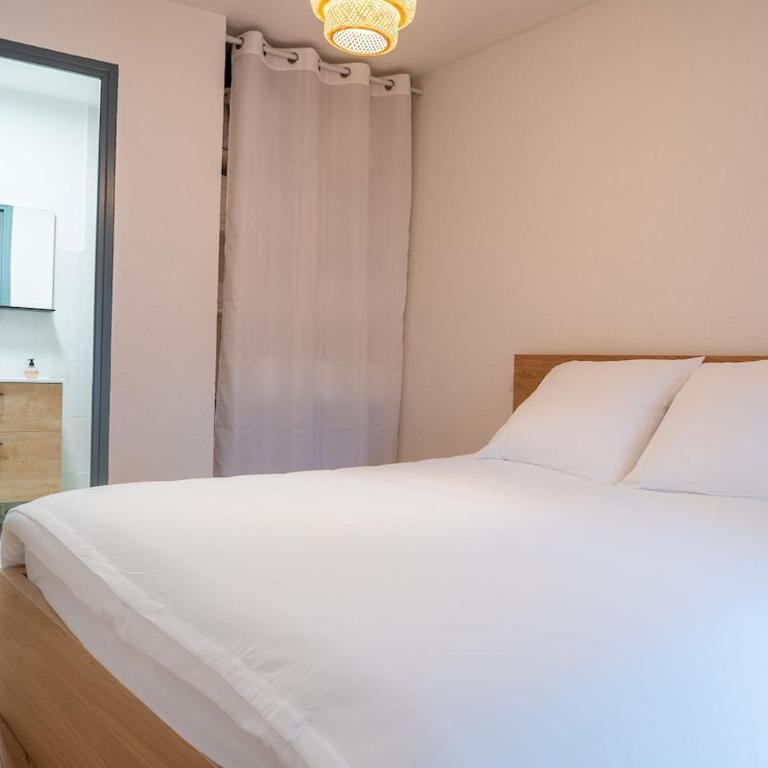 Le Calme des Jacobins Centre de Narbonne - Two-Bedroom Apartment - 8