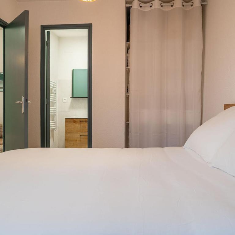 Le Calme des Jacobins Centre de Narbonne - Two-Bedroom Apartment - 18
