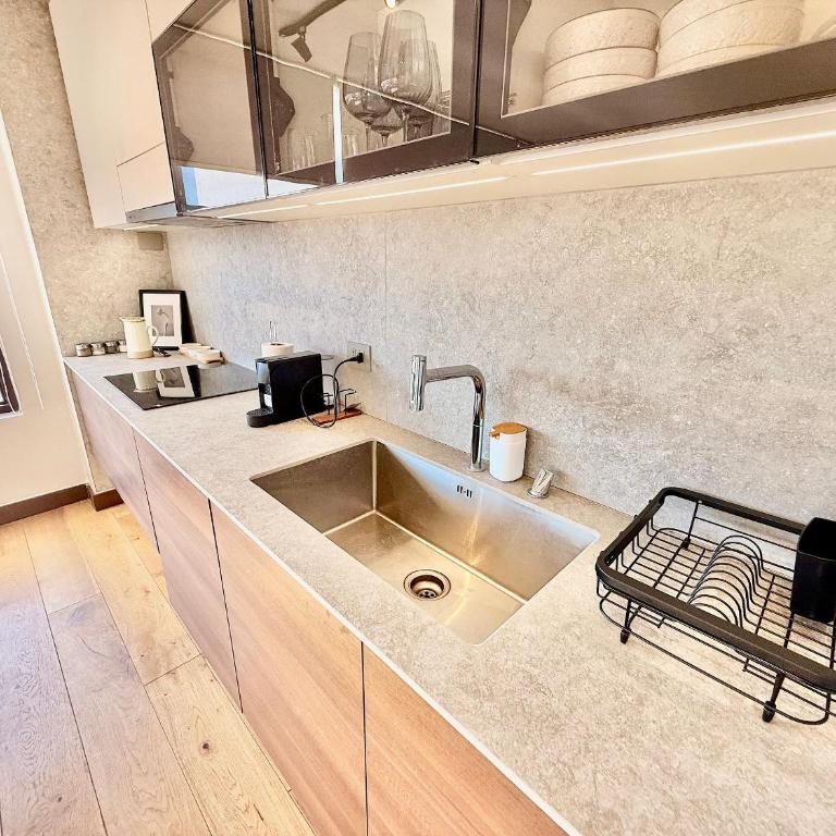 Exclusive, spacious, and fully comfortable - Apartment - 18