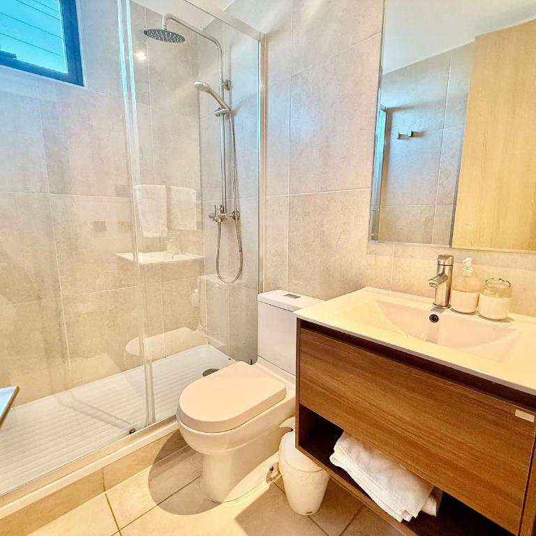 Modern decor and excellent location - Apartment - 8