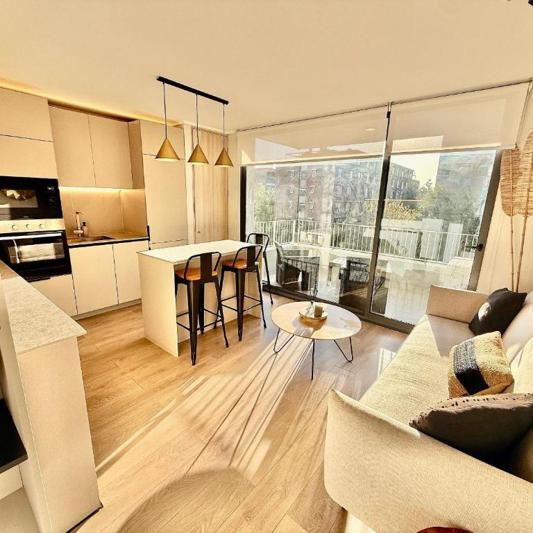 Modern decor and excellent location - Apartment - 9