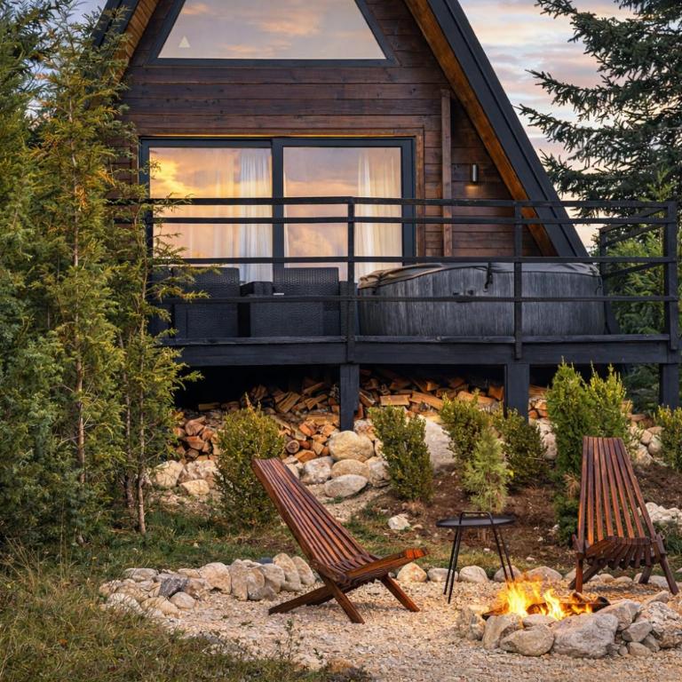 PeaksView Chalets - Two-Bedroom Chalet - 2