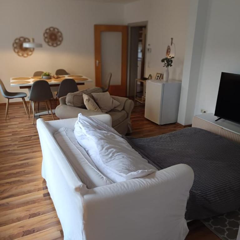 Modern & cozy 4-room apartment with charm - Appartamento - 15